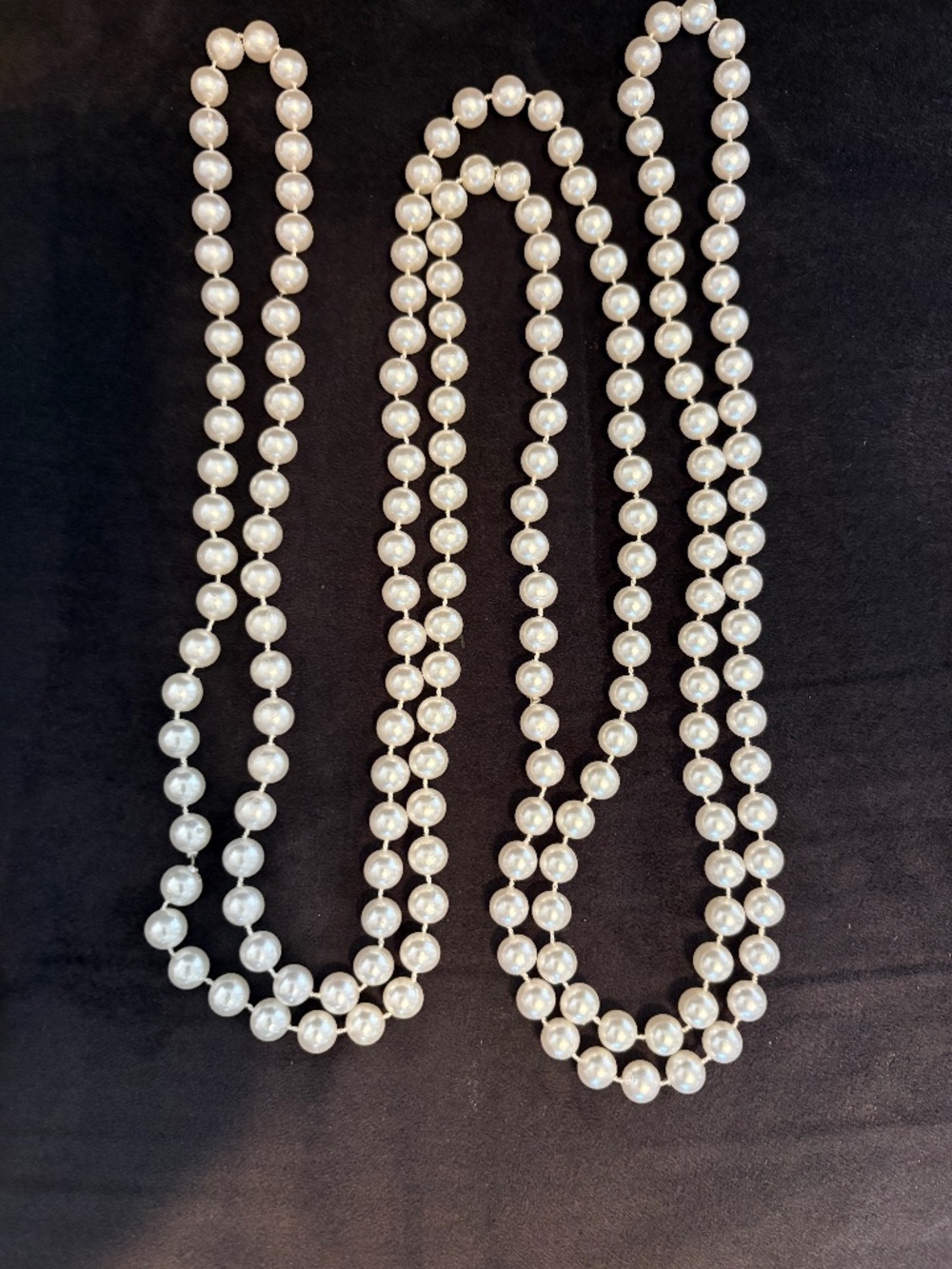 Pearl (costume) necklace 72in